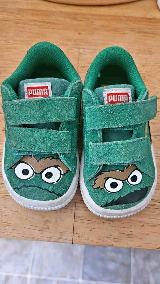 Oscar the Grouch Sesame Street Puma Toddler Shoes Size 4