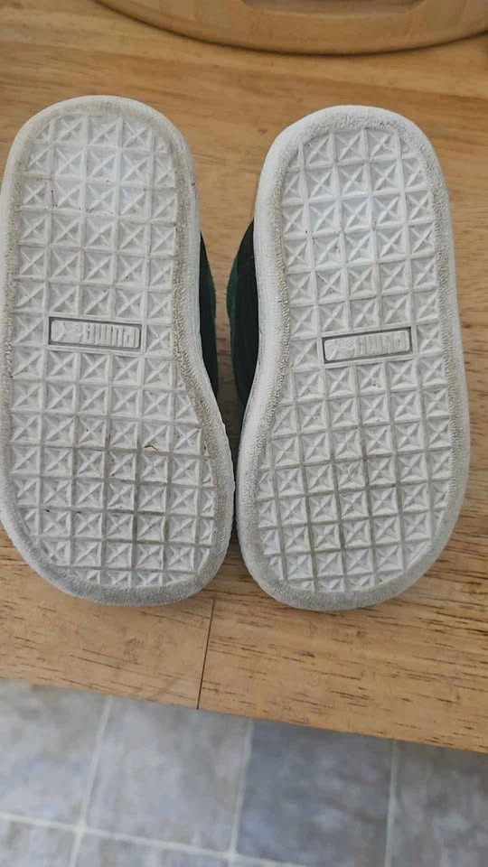 Oscar the Grouch Sesame Street Puma Toddler Shoes Size 4 - photo 2