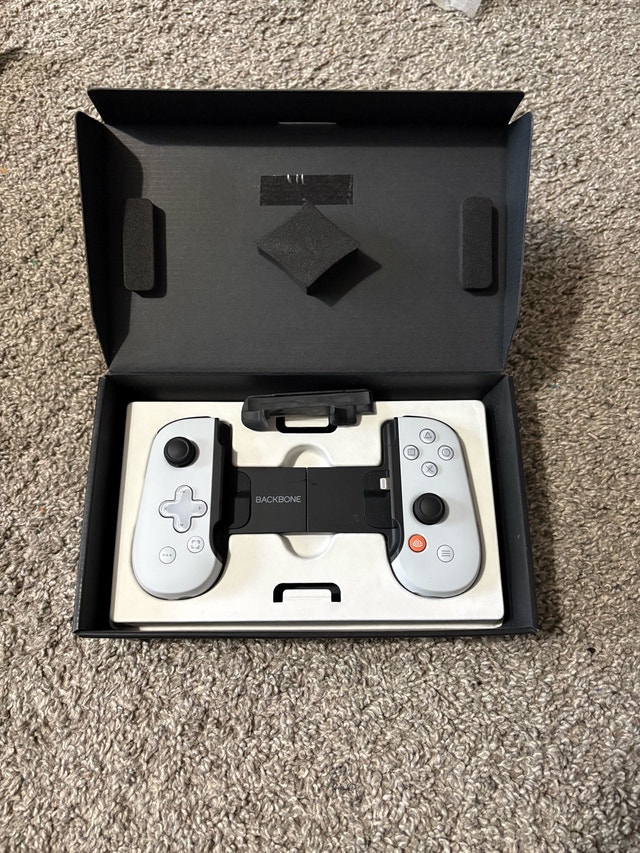 Playstation iPhone Backbone