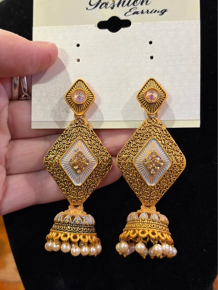Women’s earrings - photo 3