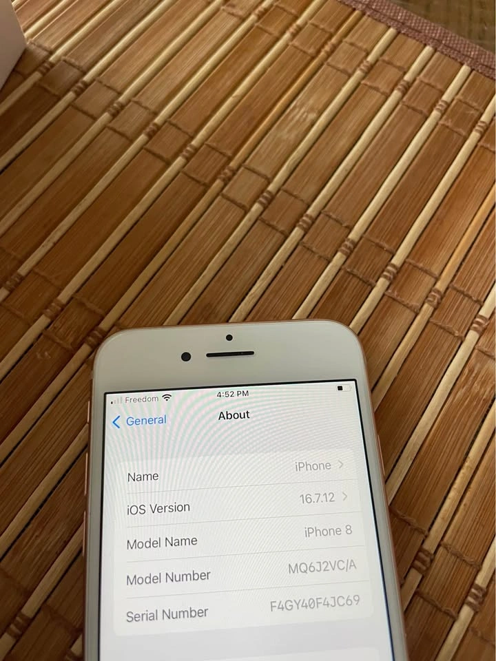 Apple iPhone 8 64GB Box and Charger - photo 4