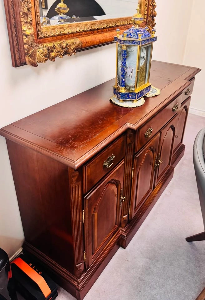 Elegant Wood Credenza/Sideboard – 59 x 32 in - photo 4