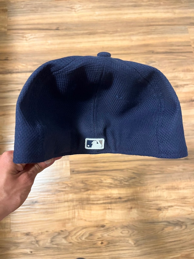 Maple Leafs Vintage Snapback Cap - BRAND NEW - photo 4