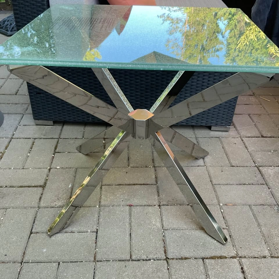 Magnussen Crackle Glass End Table - photo 2