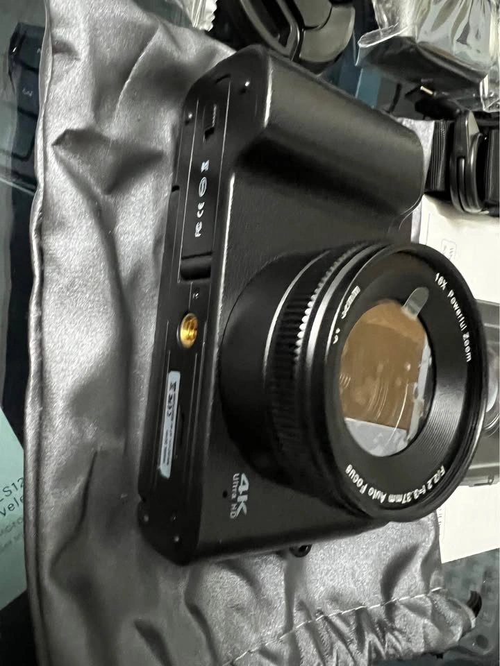 4K Ultra HD Digital Camera with 16x Zoom - photo 3