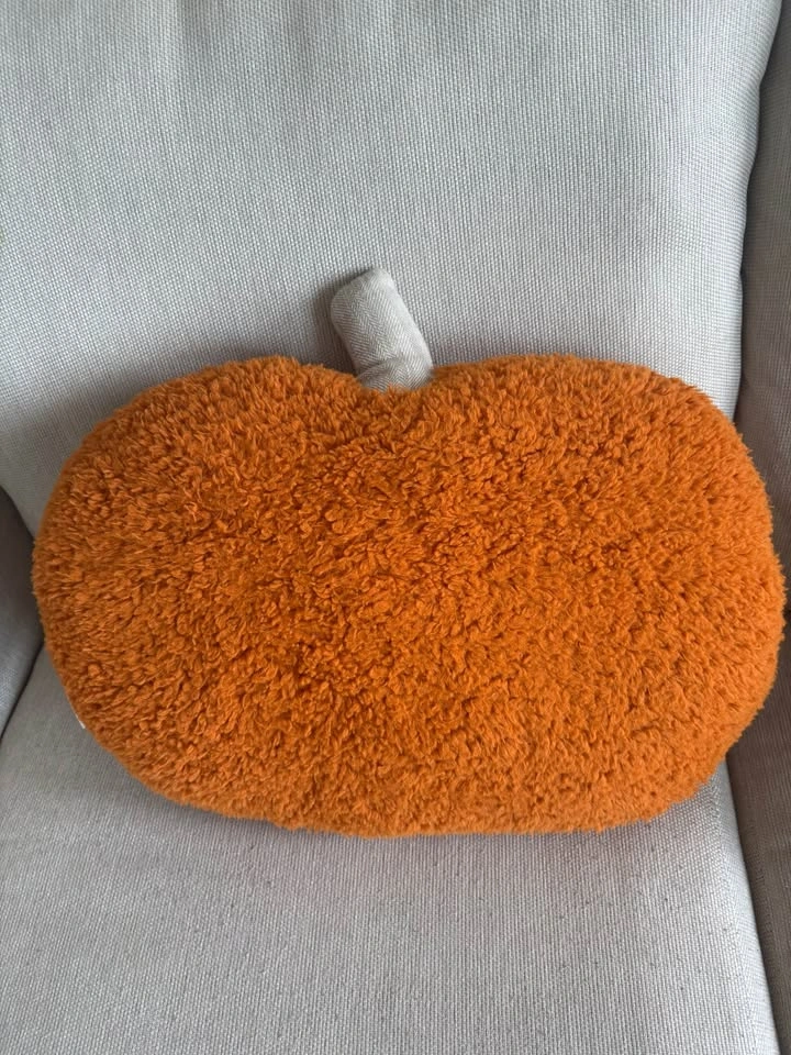 Pumpkin pillows - photo 2