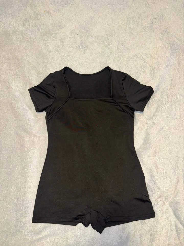 Women's Jumpsuit (Size L) - photo 2