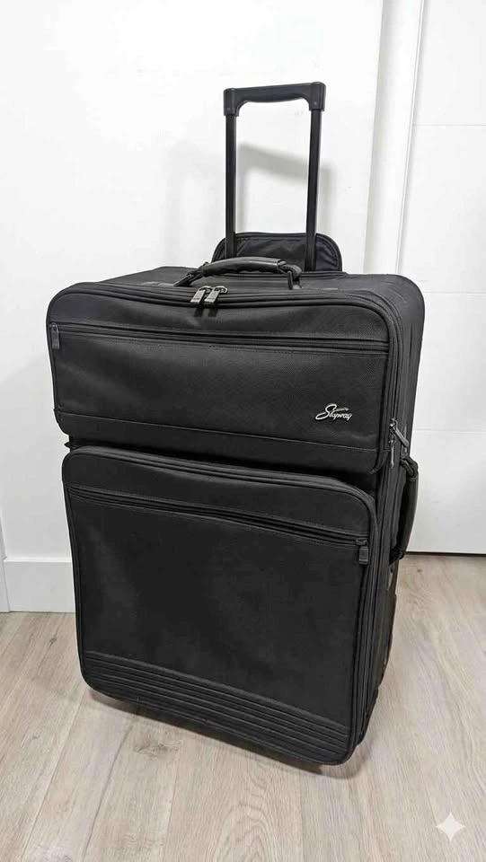 Skyway Black Soft-Sided Luggage XL