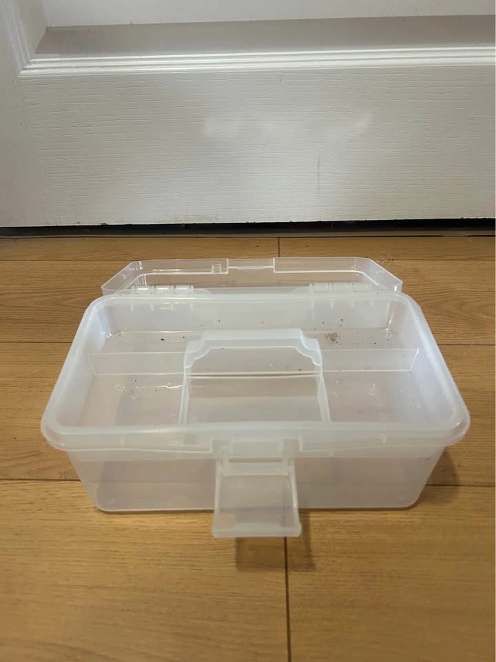 2 Clear Plastic Craft Storage Organizer Boxes with Trays - photo 4