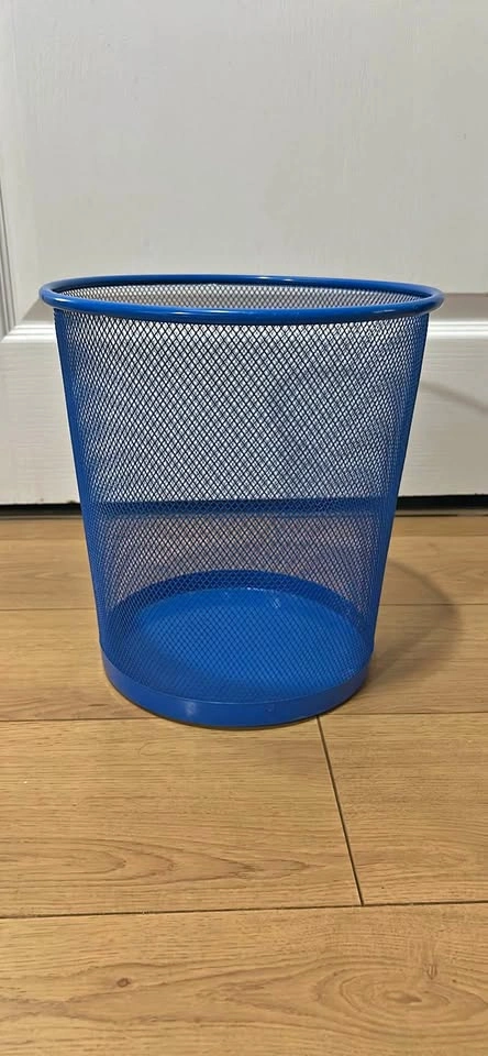Blue Metal Mesh Paper Wastebasket