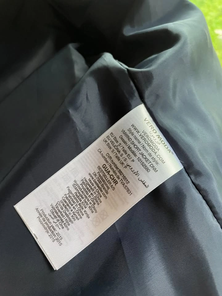 Vero Moda Dark Blue Light Puffer Crop Jacket, Small - photo 3