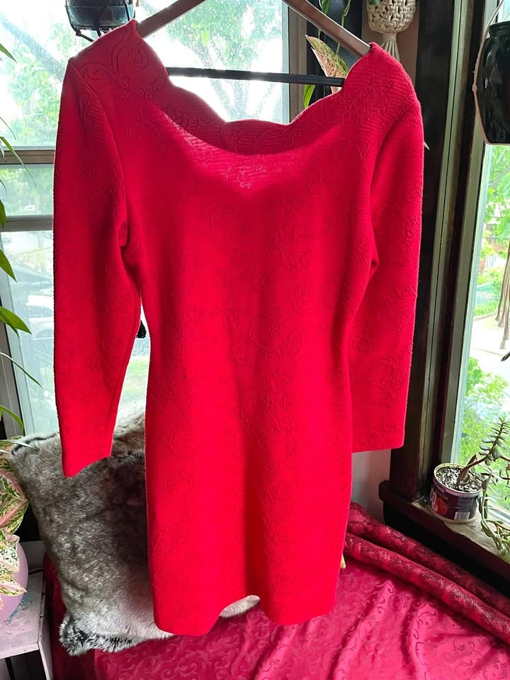 Vittoria Virini Red Form-Fitting Dress