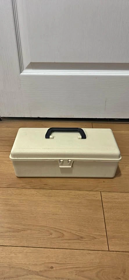 Cream Plastic Storage Box with Handle (11.5")