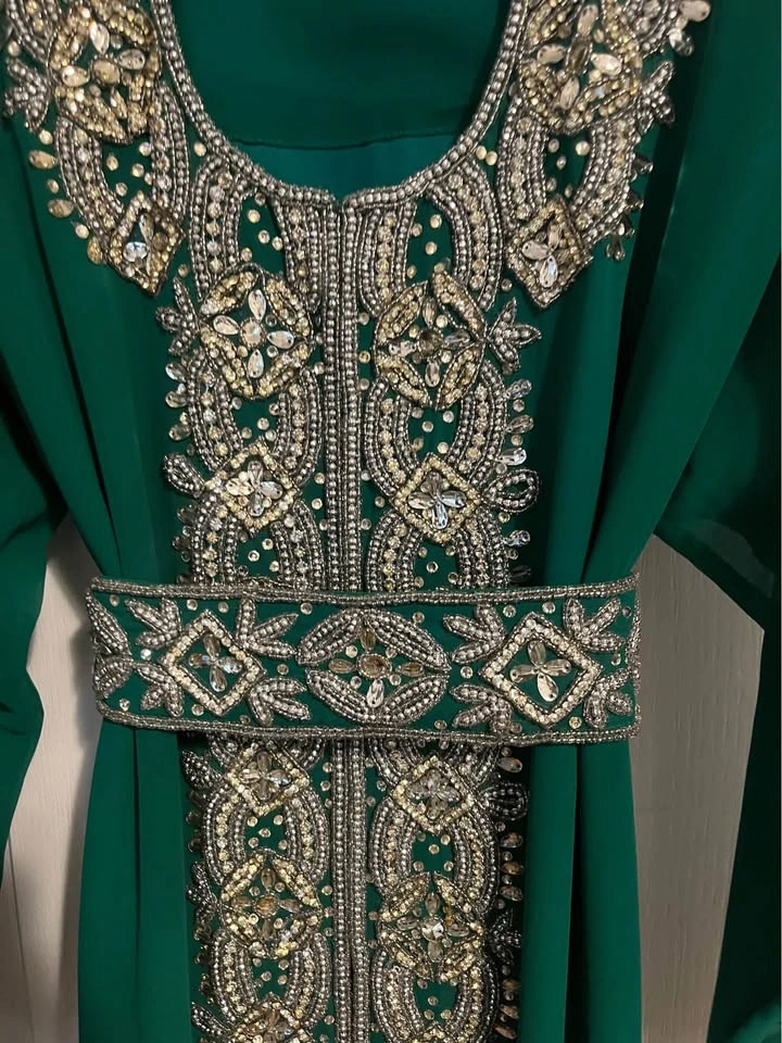 Woman Arabian Dress - photo 4