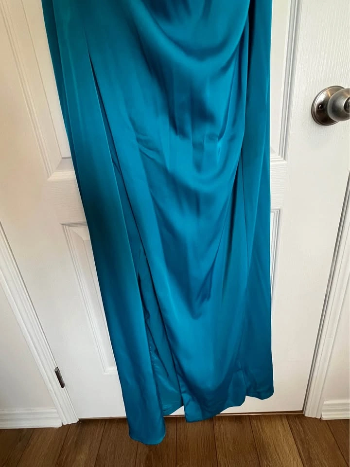 Woman Dress - photo 3