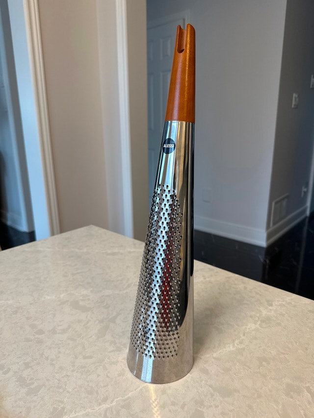 Alessi Todo Giant Cheese Grater