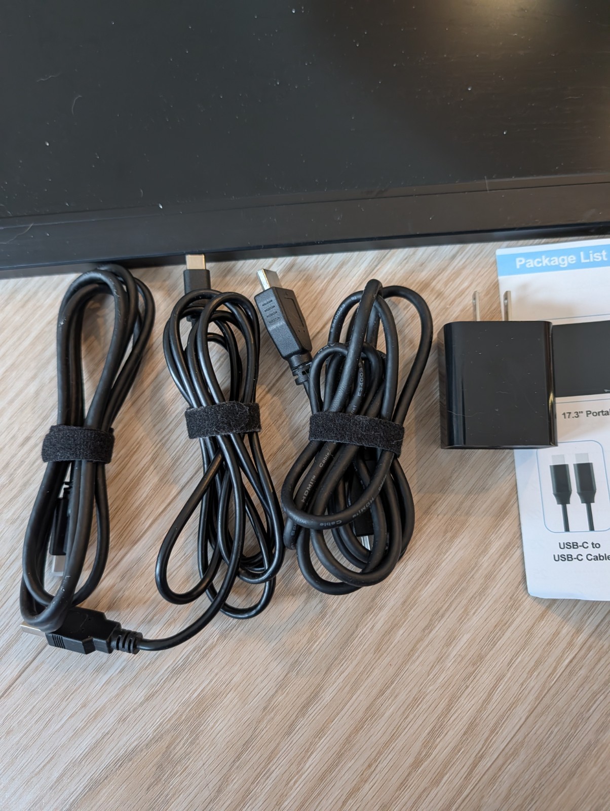 MAGICRAVEN 17.3" Portable Monitor - 1080P USB-C/HDMI - photo 3