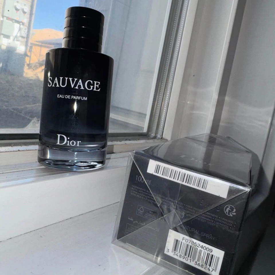 Dior Sauvage 100 ml Eau de parfum - Brand new - photo 4