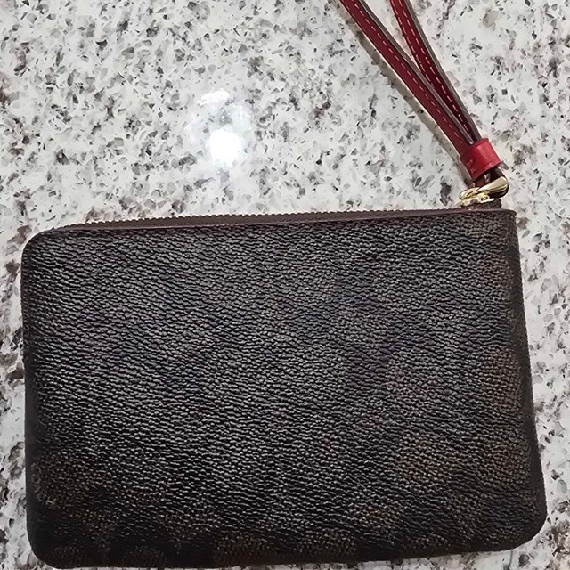 Coach Wristlet - photo 2