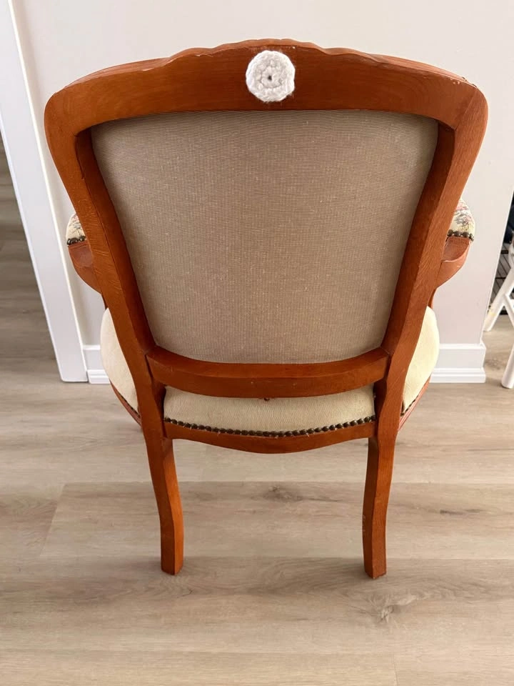 French Provincial Tapestry Armchair - photo 2