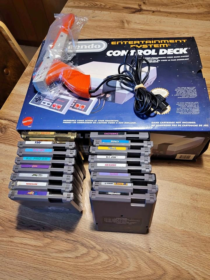 Nintendo NES Control Deck Console Bundle