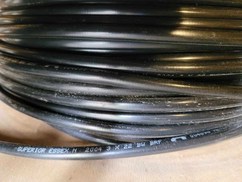 Black telephone cable wire - photo 2