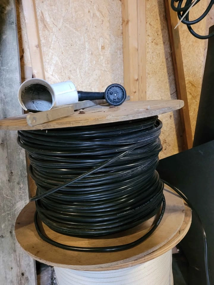 Black telephone cable wire - photo 3