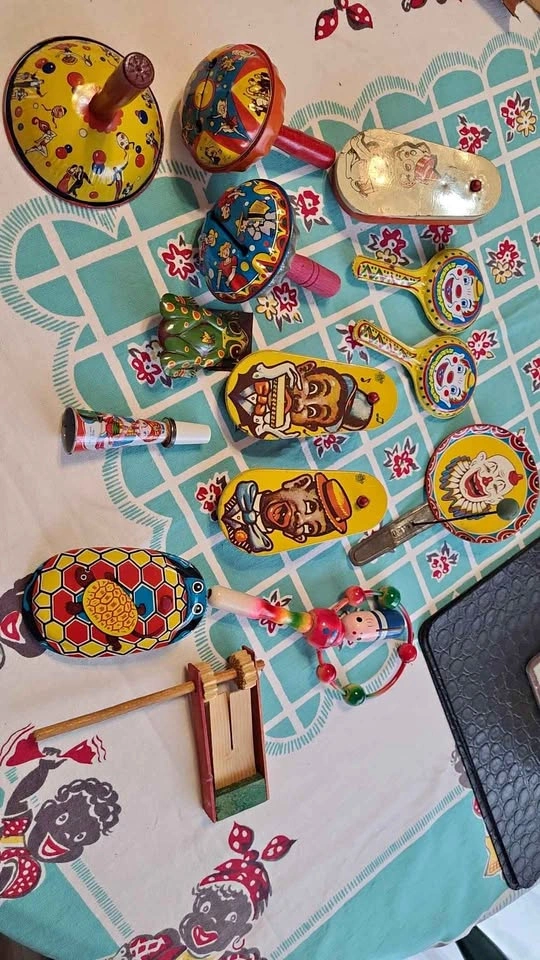 Vintage noise makers