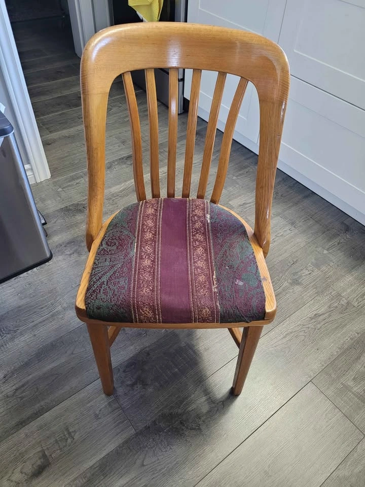H Krug Vintage Solid Oak Desk Chair - photo 3