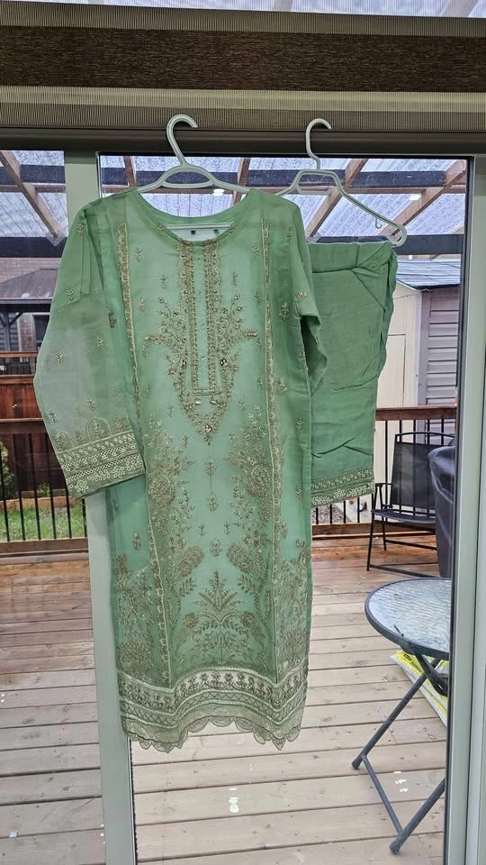 Brand New Pakistani Suit - Sage Green - Medium - photo 4