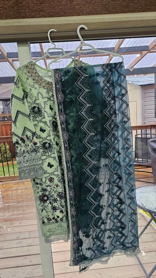 Brand New Pakistani Embroidered 3 Piece Suit - Mint Green - photo 3