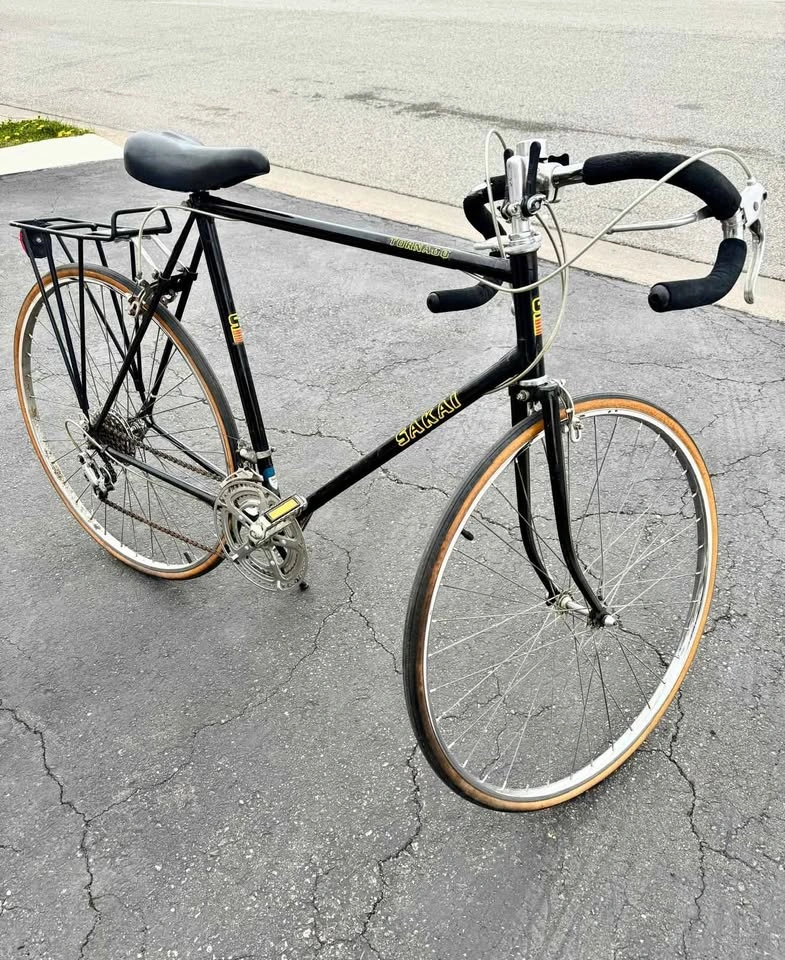 Sakai Tornado Road Bike – Classic Steel Cruiser / Commuter - photo 2