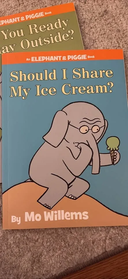 Elephant & Piggie Books (2) - photo 2