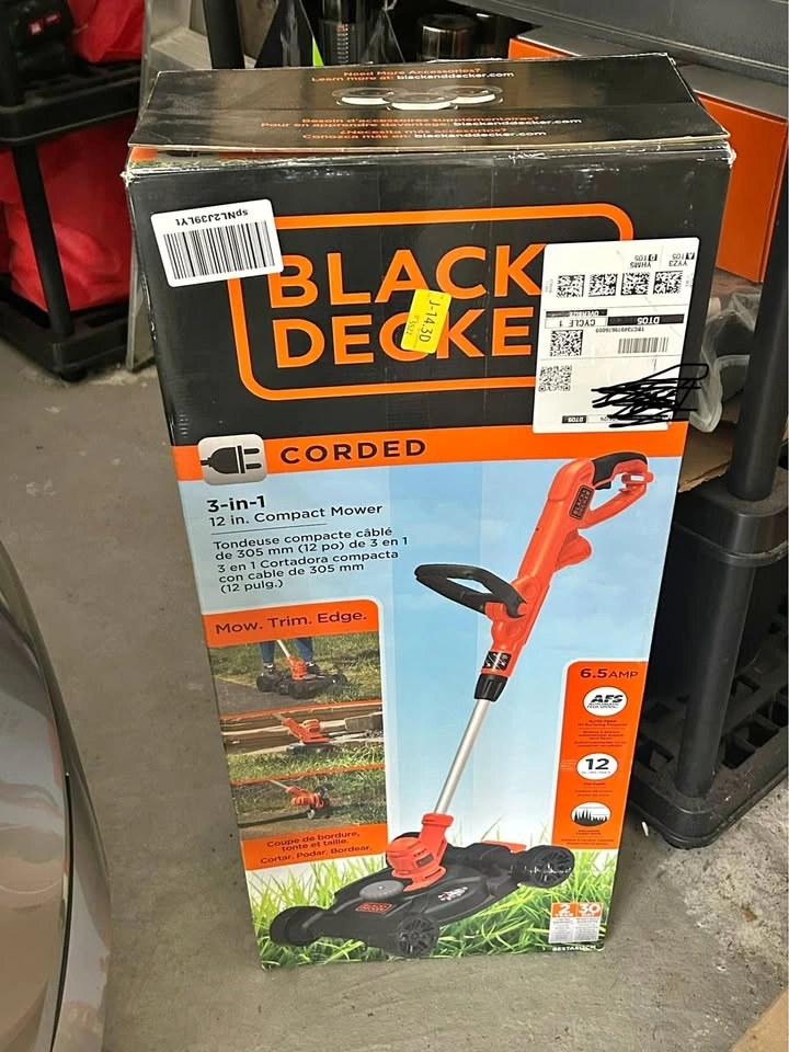 BLACK+DECKER 12-inch 6.5 Amp 3-in-1 String Trimmer/Edger