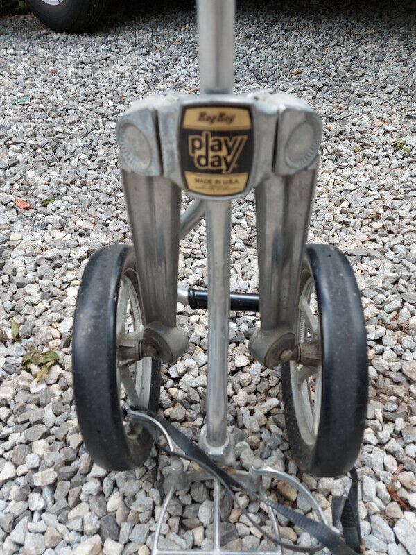 Golf Pull Cart Caddy - Older Folding Aluminum - photo 3