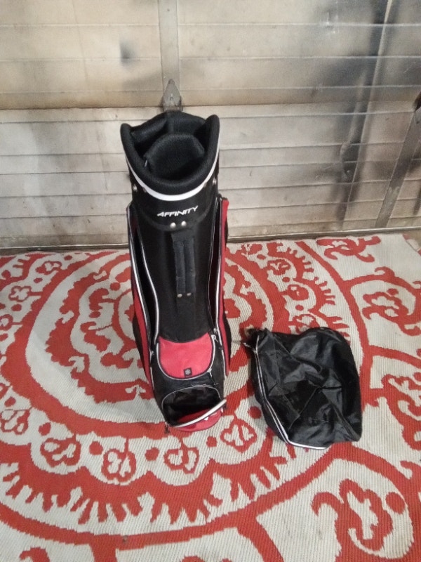 Golf Bag Affinity cooler pocket Black Red white Carry smaller