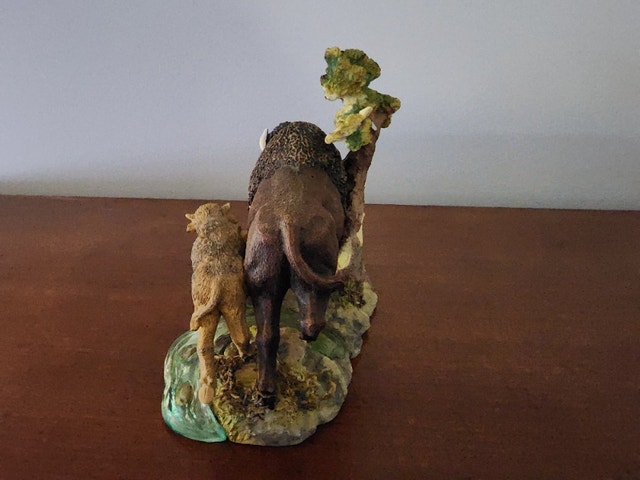 Bison Buffalo & Calf Statue 8'' x 7'' - photo 3