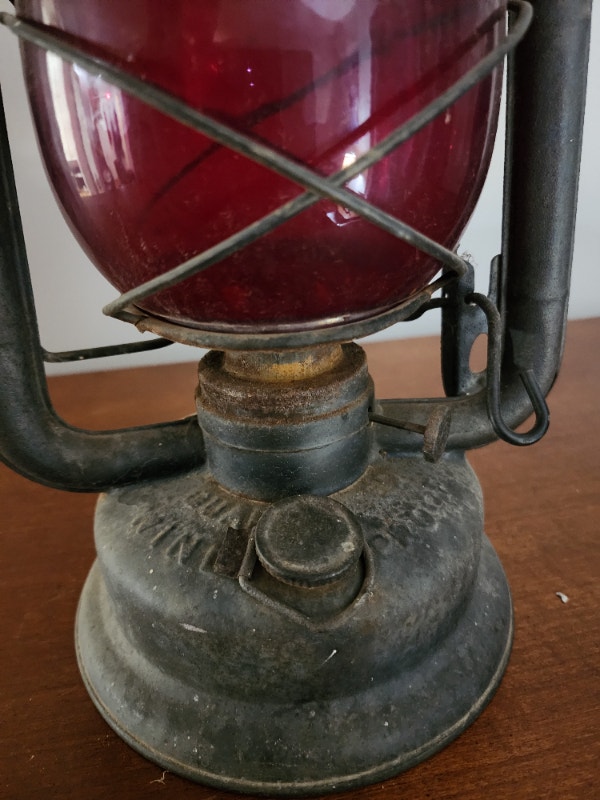 GSW Beacon Wind Proof Globe Kerosene Lantern early 1900s - photo 3