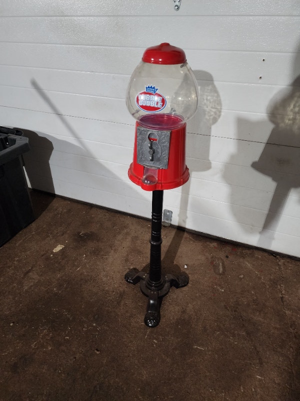 Double Bubble Gum Dispenser Decor