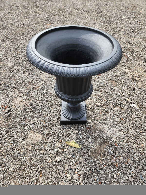 Painted Garden Urn Black Cast Iron 18 x 24 tall - photo 2