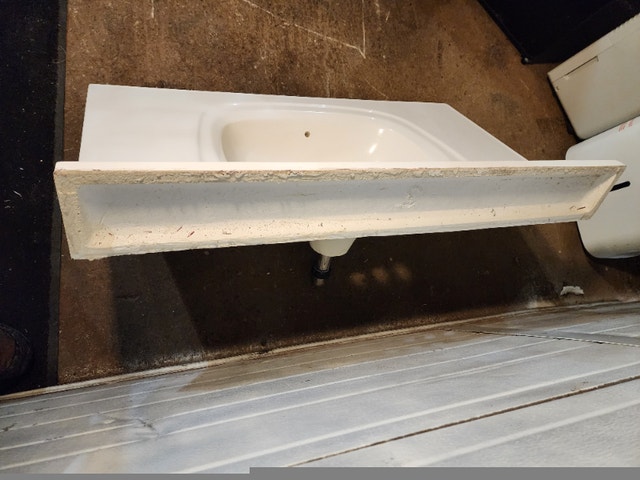 White Composite Solid Sink 37'' x 22'' - photo 3