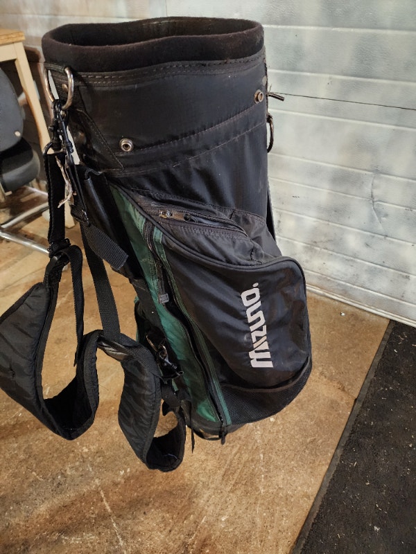 Mizuno Golf Bag - Stand or Cart