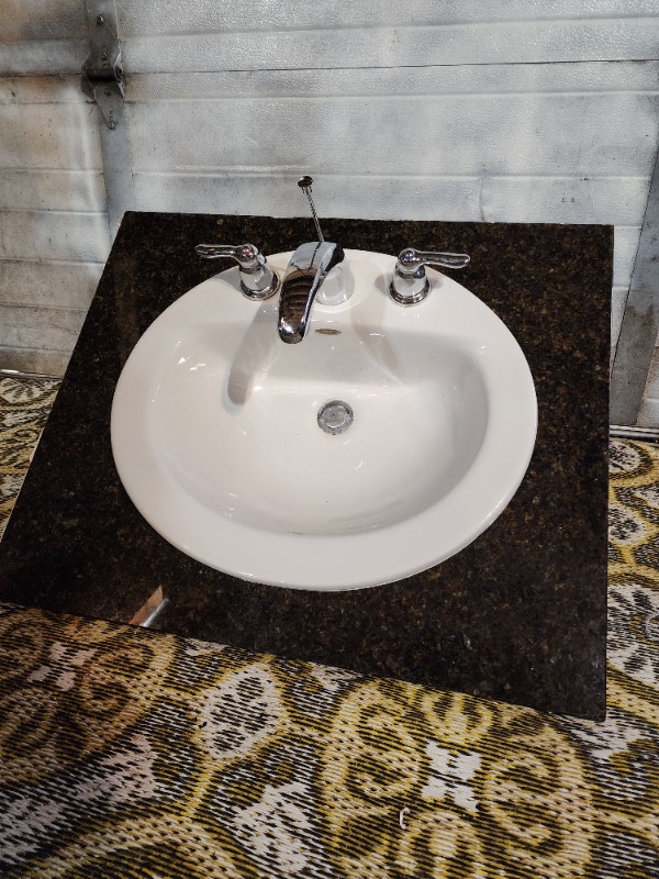 Granite Countertop Bathroom Sink Left Corner Combo