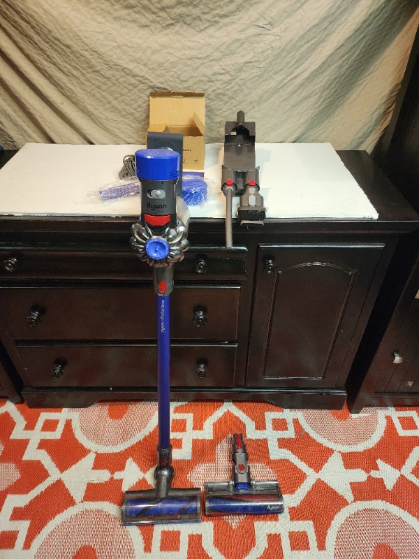 Dyson V8 Cordless Vacuum Cleaner w/ Upgraded Battery & Filter