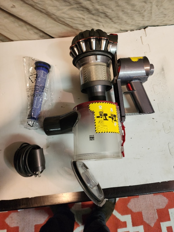 Dyson V8 Silver Vacuum Cleaner ONLY Refurbished Cordless - photo 2