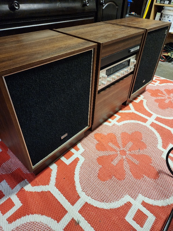 Vintage Toshiba Stereo, Record Player, AMP, Speakers - photo 2