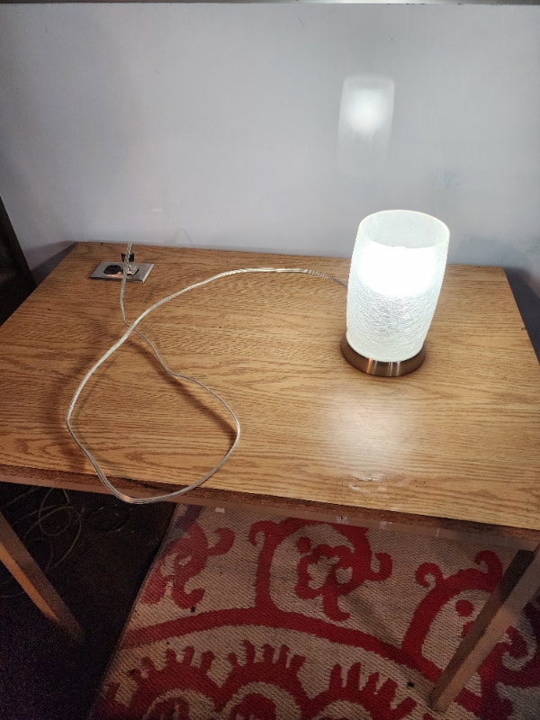 Touch Light Textured Glass Lamp 110V - photo 2