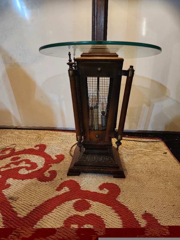 Vintage Standing Lamp Table - photo 2
