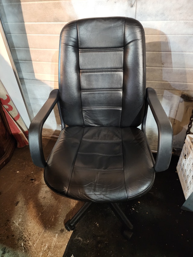 Black Leather Office Chair with Rolling Armrests