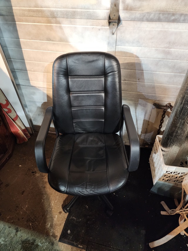 Black Leather Office Chair with Rolling Armrests - photo 5